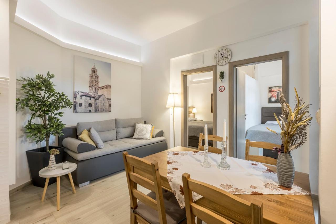 Palomia A Appartement Split Buitenkant foto